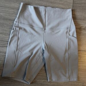 Lululemon Align High-Rise Short 8" with Pockets, Size 8